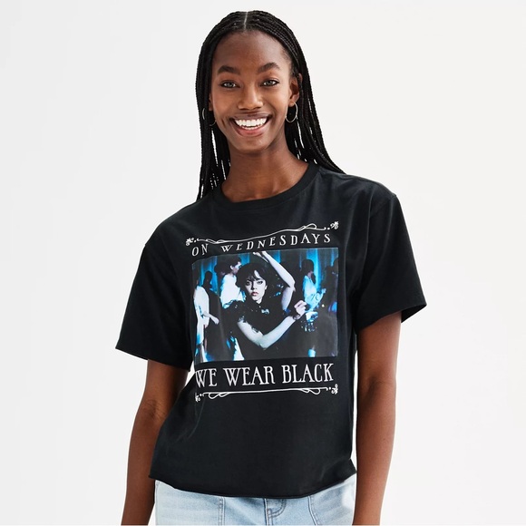 NWT On Wednesdays We Wear Black Graphic Women’s T-shirt - Picture 2 of 9